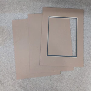 Tappetino a mezzaluna tavola per incorniciare foto d'arte progetti 1074 2 vuoti 1 finestra pretagliata - Foto 1 di 3