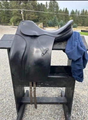 Horse Tack - 17” Passier Vector Doma Sillín Inglés Foto 1 de 4
