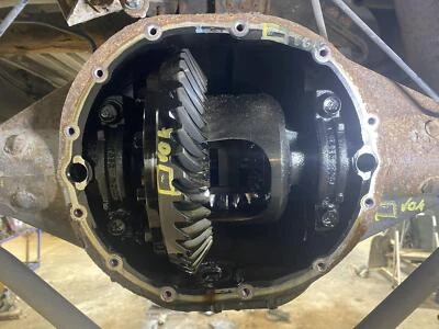 15-20 GMC YUKON XL 1500 5.3 4X4 EJE TRASERO 220.286 millas relación 3.08 Foto 1 de 4