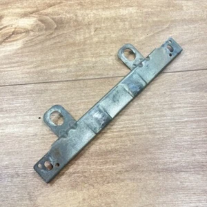 1985 SUZUKI GS1150 GS 1150 / OEM ORIGINAL SEAT MOUNTING BRACKET - Picture 1 of 8