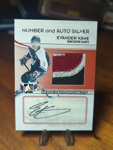 Evander Kane 2009-10 ITG Heroes and Prospects Game-Used Number & Silver Auto /3