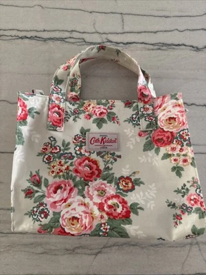 BOLSO CATH KIDSTON LTD LONDRES FLORAL ROSA ROJO ROSAS FLORES MANGO CREMALLERA PVC Foto 1 de 4