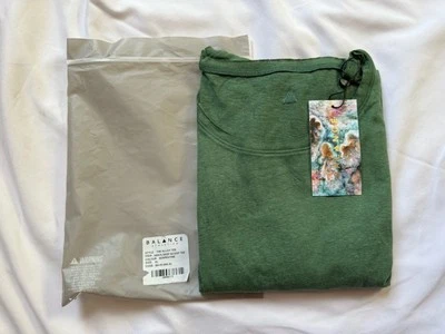 Camiseta de aleación Balance Athletica para hombre camiseta de cuchara profunda verde talla XL NUEVA Foto 1 de 3