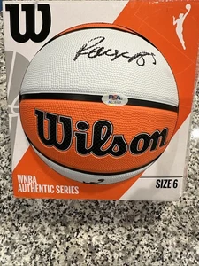 Paige Bueckers Dallas Wings Autograph Signed Basketball! Psa Coa - Picture 1 of 2