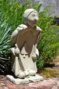 Spaten Trumpf Alice im Wunderland Stein Garten Ornament - Bild 1 von 11