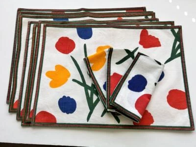 J C Penney 7 placemats 3 napkins floral pattern heavy cotton multicolor - Image 1 of 4