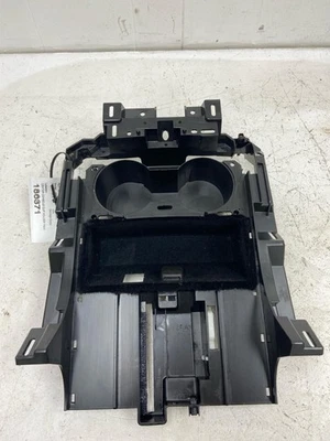 2015-2020 ESCALADE ESV CENTER CONSOLE CUP HOLDER TRAY W/O LID 5067216 - Image 1 of 4