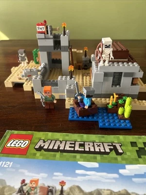 LEGO 21121 Minecraft the desert outpost COMPLETE steve wolf skeleton Retired - Image 1 of 4