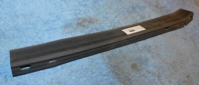 1973-1976 Lincoln Mark IV Coupe NOS LH HEAD LAMP OPENING LOWER RUBBER SHIELD - Image 1 of 4