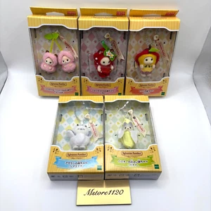 Epoch Calico Critters Sylvanian Families BABY KEYCHAIN set Lot of 5 New - Picture 1 of 14