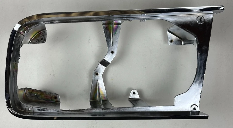 Nueva extensión de parrilla izquierda stock antiguo para Chrysler Newport Mopar 1965 #2524083 Foto 1 de 1