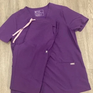 Figs Scrub Set-ULTRA VIOLET jogger and cama size med - Picture 1 of 1