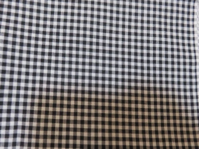 TELA VINTAGE BLANCO Y NEGRO 1/8" A CUADROS GINGHAM ALGODÓN 2,5 YARDAS 34" DE ANCHO Foto 1 de 4