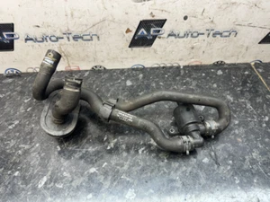 Audi A4 2.0 TDI CJCD 2015 - Válvula de refrigerante solonoide y tubos matriciales - 4H0121671D - Imagen 1 de 5