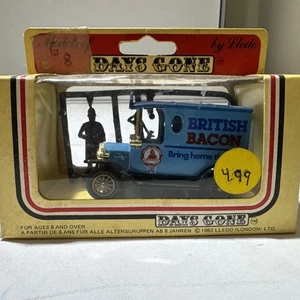 Lledo Models of Days Gone British Bacon Delivery Van 1:43 Diecast London - Picture 1 of 14