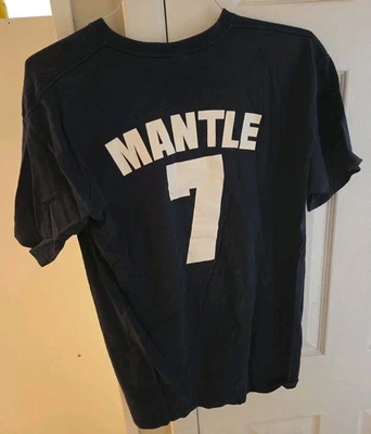 Vintage New York Yankees Mickey Mantle #7 Jersey T-shirt Gildan Size Large - Image 1 of 3