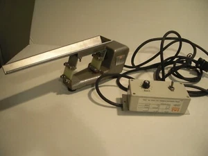EX COND Eriez Magnetics Model 6C Electromagnetic Vibratory Feeder w/Controller - Picture 1 of 19