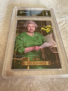 QUEEN ELIZABETH II 2022 LEAF # QE-2 GRADED 9 L@@@K - Picture 1 of 2