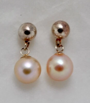 Pendientes Estate de plata de ley de 7 mm de perlas cultivadas rosas en postes de bola de 5 mm Foto 1 de 4