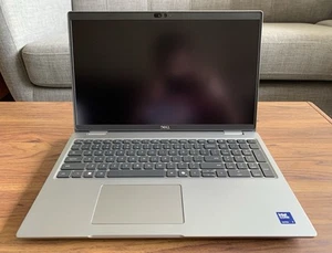 2024 DELL Latitude 5550 Laptop ULTRA 7 155U CPU,15.6” FHD Not Working For Parts! - Afbeelding 1 van 11