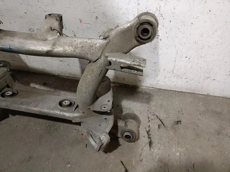 33311097250 train arriere pour BMW 5 TOURING (E39) 525 TDS 1996 5393276 - Photo 1/4