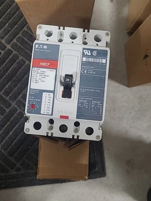NUEVO PROTECTOR CIRCUITO MOTOR 3 POLOS EATON HMCP030H1 TIPO HMCP 30 AMP Foto 1 de 3