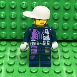 Lego alp009 Radia - Minifigure - Alpha Team - Female/headset/white cap - Picture 1 of 2