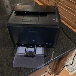 Samsung CLP-315W Workgroup Full Color Xpression Wireless Laser Printer For Parts - Bild 1 von 7