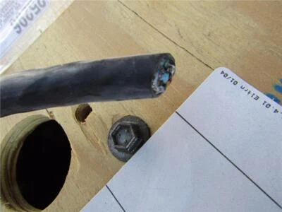 30m Alpha Wire 6 Pairs Industrial Cable 0.56 mm² CSA Screened Black h9b 8731358 - Image 1 of 3