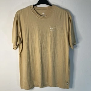 Nike SB x Doyenne Loose Fit T-Shirt beige hellbraun Größe Medium Skateboarding Tee - Bild 1 von 12