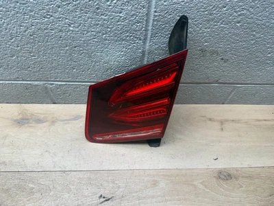 MERCEDES BENZ E400 E350 E550 OEM MALETERO TRASERO LADO DERECHO LED LUZ TRASERA INTERIOR Foto 1 de 4