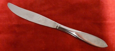 Cuchillo de cena MSE Martha Stewart Everyday MFS17 acero inoxidable brillante cubiertos 8 3/4" Foto 1 de 4