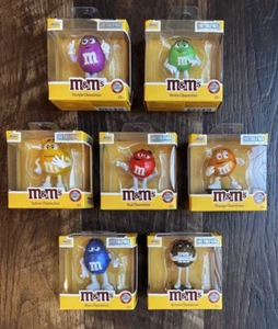 M&M's Diecast Figurine Metalfigs Jada COMPLETE SET OF 7 W/ BOX Red Purple Blue - Picture 1 of 2