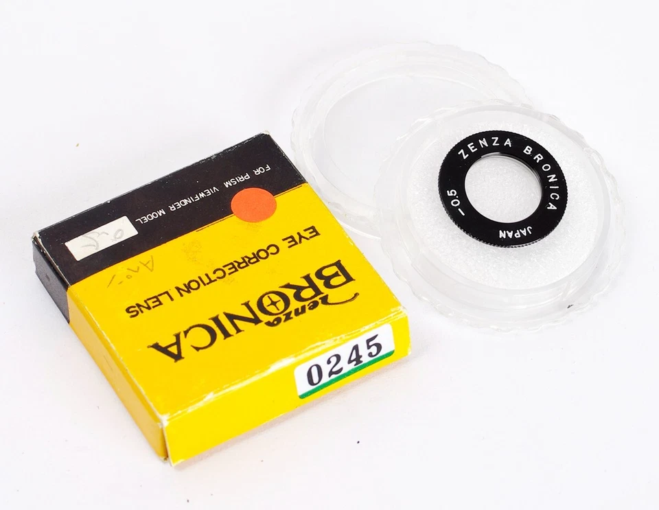 Zenza Bronica Eye Correction Lens Diopter -0.5 for Prism Finder Boxed No.0245 - Image 1 of 1