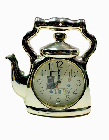 Vintage Kettle Wall Clock Plastic Silver Chrome Look Battery Operated Tested Cover