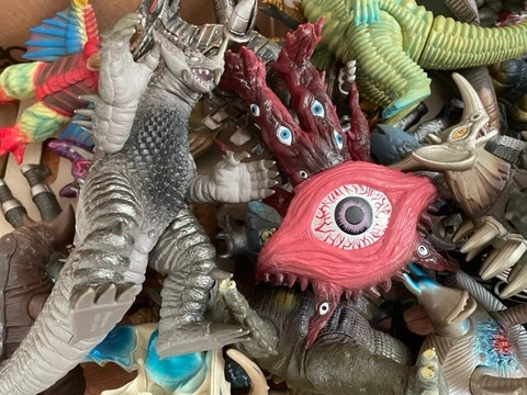 Ultraman Kaiju Standard Size Vinyl Figures Bandai Vintage Godzilla Cover
