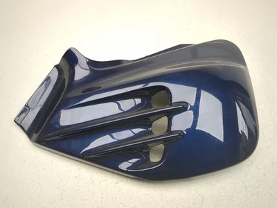 Panel de cubierta de asiento inferior derecho 84-87 Honda VF700 Magna 83600-MN0-0700 Foto 1 de 4