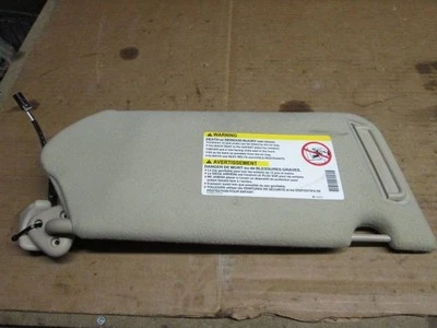 Driver Left Sun Visor With Illumination Fits 00-05 IMPALA 123712 - Image 1 of 2