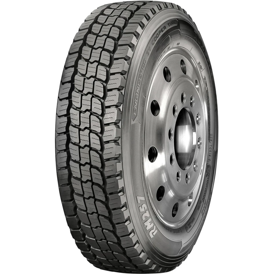 2 Tires Roadmaster (by Cooper) RM257 245/70R19.5 Load G 14 Ply Drive Commercial Foto 1 de 3