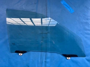 Rover 600/618/620/623 Right Side Front Door Drop Glass (1993 - 1999) - Picture 1 of 3