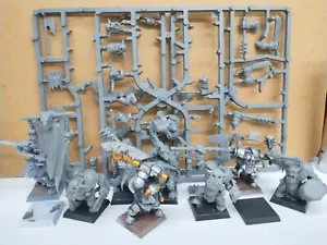 Warhammer Age of Sigmar Ironjawz Orruk Ardboyz Command Regiment Box (Old Sculpt) - Picture 1 of 12