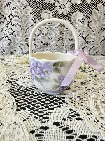 Small Porcelain Basket Trinket Holder Violets Handled Gift Cover