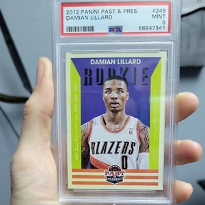 2012 PAST AND PRESENT Damian Lillard ROOKIE CARD RC PSA 9 #249  - Bild 1 von 2