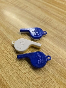 Drei Cracker Jack Spielzeugpfeifen - Bild 1 von 4