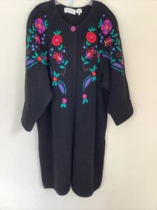 S.S.G. Catherine Lover 2x Vintage 100% Wool Floral Embroidered Maxi Sweater Coat - Picture 1 of 18