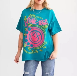 Merch Traffic Blink 182 Smiley Band Teal T Shirt Raw Edge L/XL - Picture 1 of 19