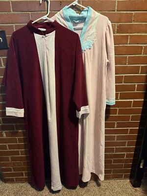 Vintage Vanity Fair Burgundy / Pink House Coat Lot Medium - Image 1 of 4