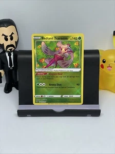 Radiant Tsareena 016/195 Swsh12: Sword & Shield - Silver Tempest Holo - Picture 1 of 2