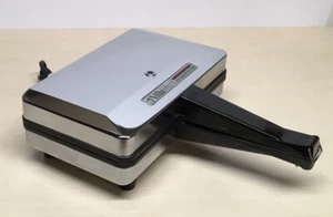 VillaWare Quattro 5100-NS Pizzelle Baker 4 Cookie Maker Non-Stick 900W - Picture 1 of 5