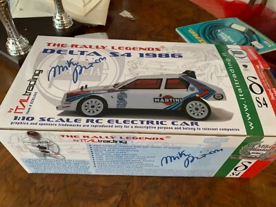 modellino auto in plastica - Immagine 1 di 4